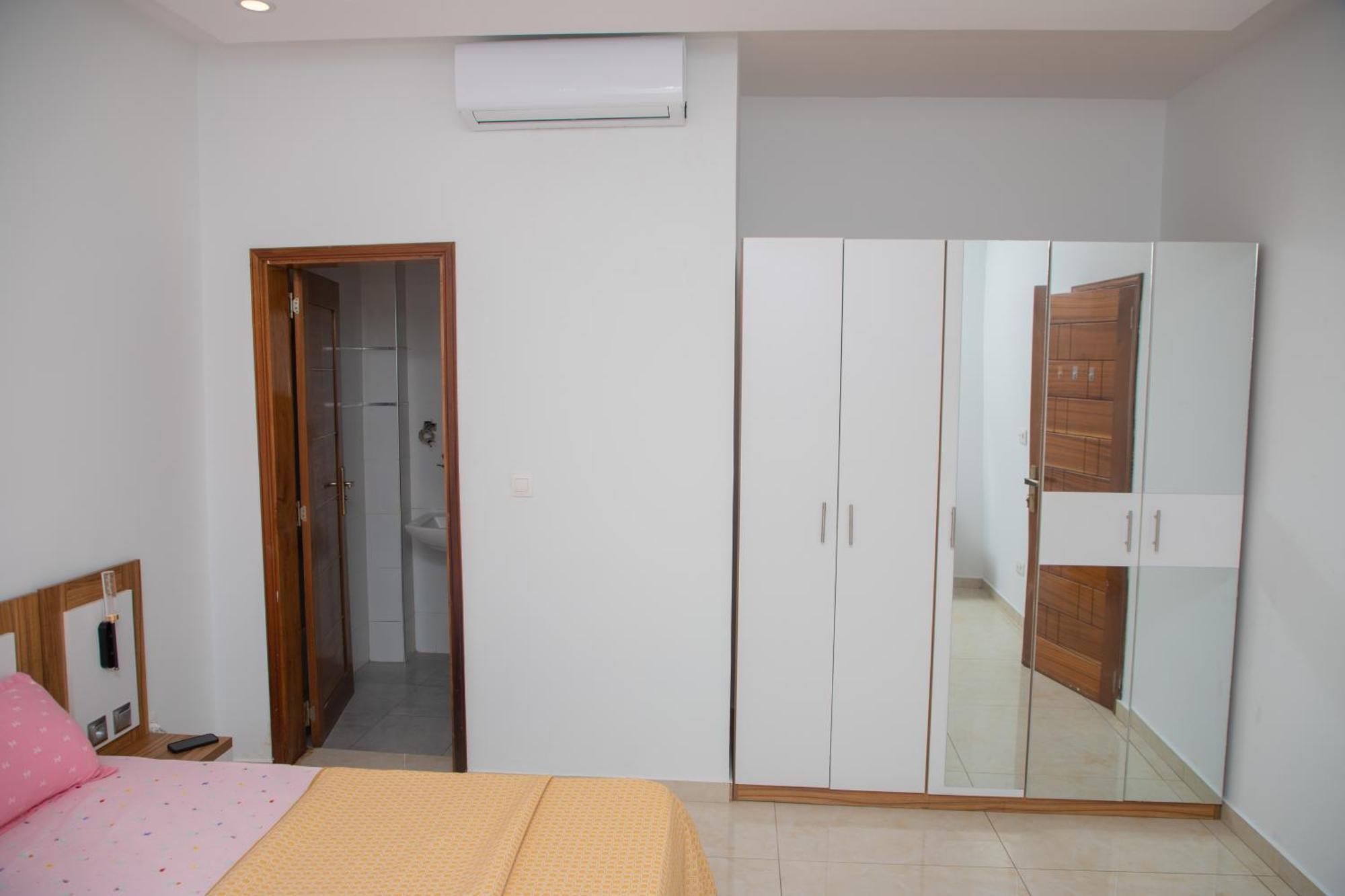 Residence Teranga Immo Luxe Residence Ndoumbe Sylla Dakar Exterior foto